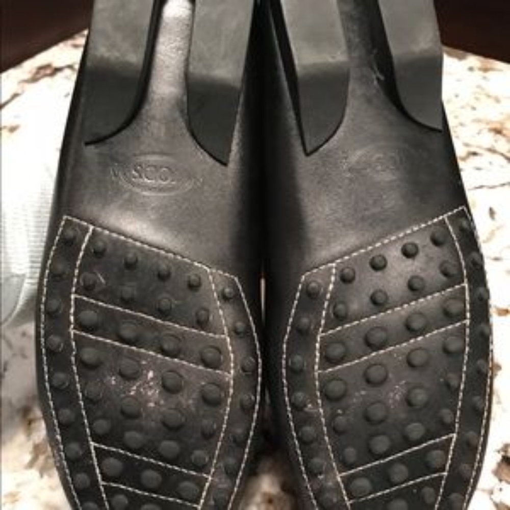 Tod's Anilux Flats,Two Tone & Gold tone hardware - Picture 3 of 7